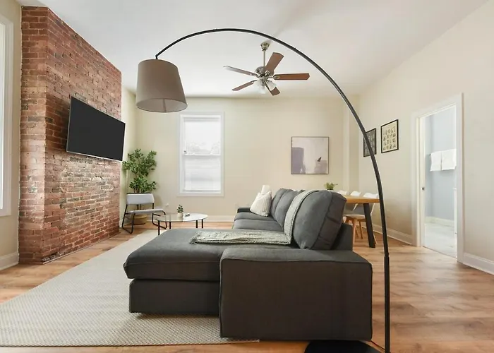 Free Parking, Netflix In East Liberty By Parks And Uni